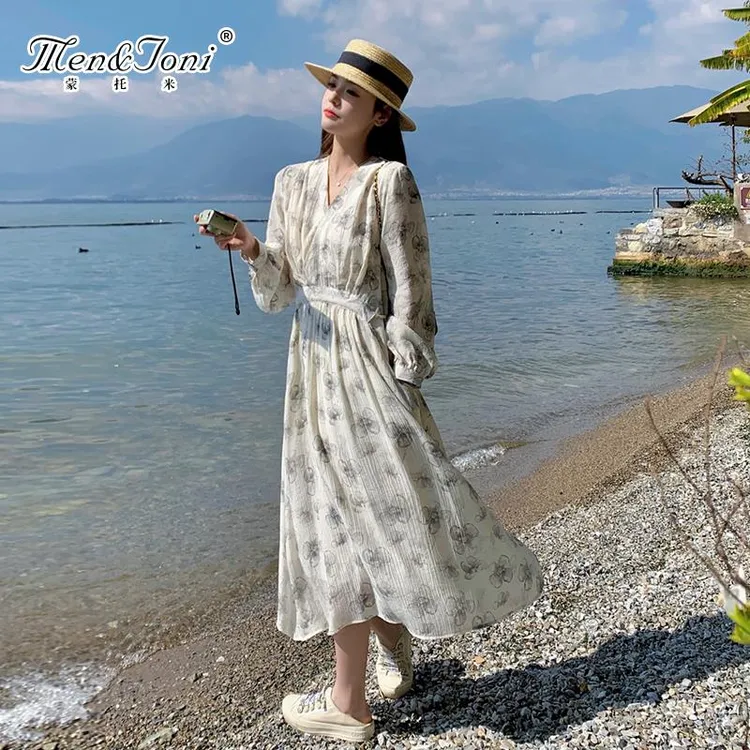 米早春气质领水墨印花连衣裙女春2025新款爆款韩版宽松系带中长裙