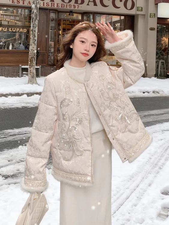 冬季新中式国风90白鸭绒羽绒服女亮片刺绣真毛上衣女时尚气质外套