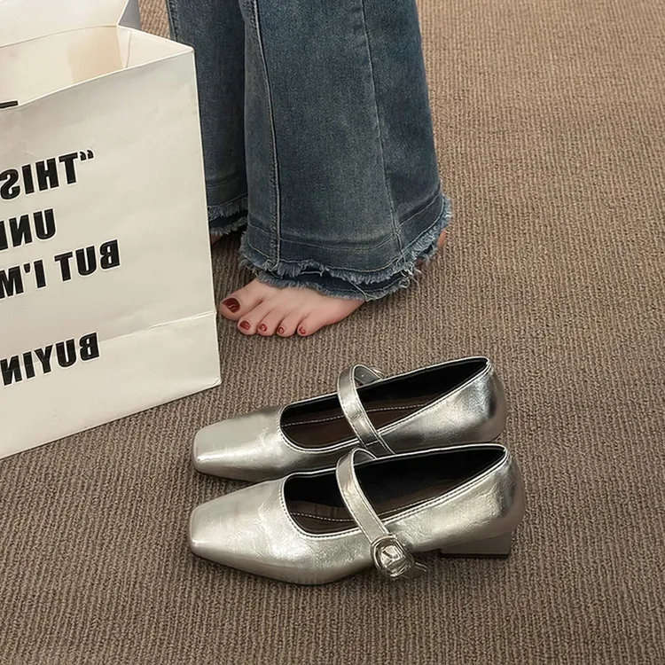 2025年春夏新款复古方头玛丽珍鞋女鞋粗跟浅口一字带法式银色单鞋