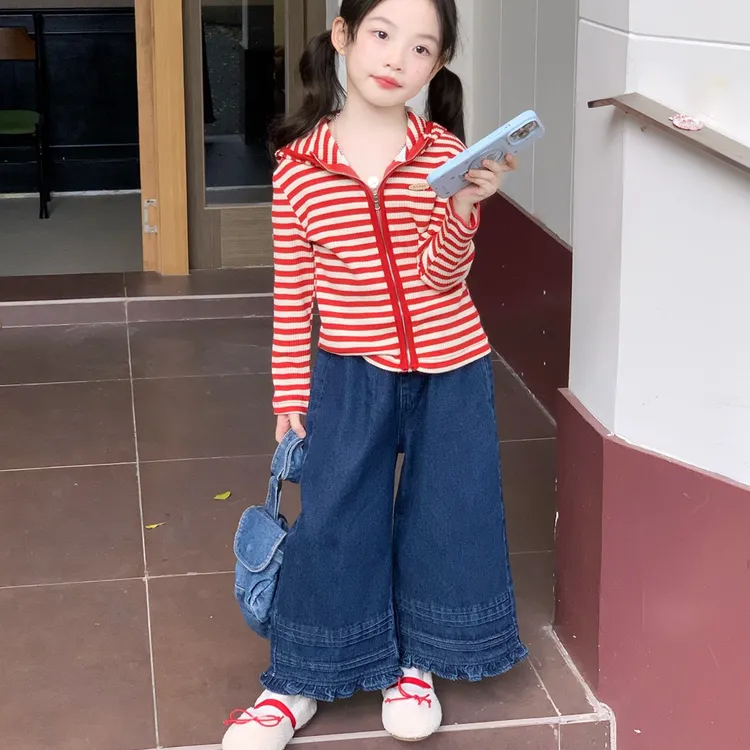 2025秋季女童条纹长袖针织休闲极简风休闲风直筒牛仔裤