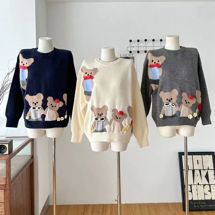 哈尼HONEY四只小熊卡通浣熊套头休闲毛衣女秋冬法式复古保暖上衣