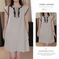 2025新款夏季女垂感撞色重工设计民族风休闲连衣裙V领无袖A字裙