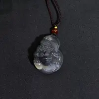 和田玉青花带糖金蟾吊坠（Y）