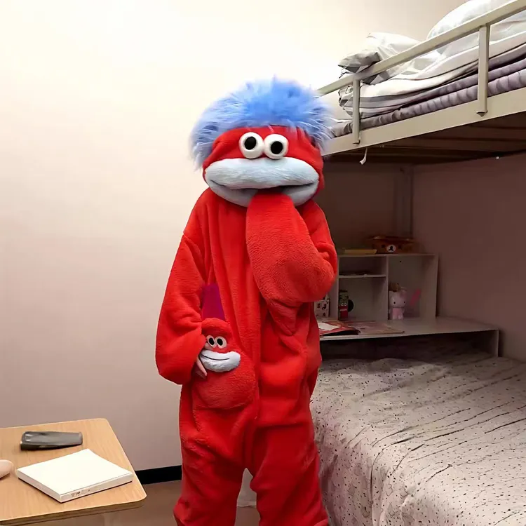 趣味搞笑带毛发的大嘴怪连帽睡袍加厚加绒保暖丑萌家居服可外穿