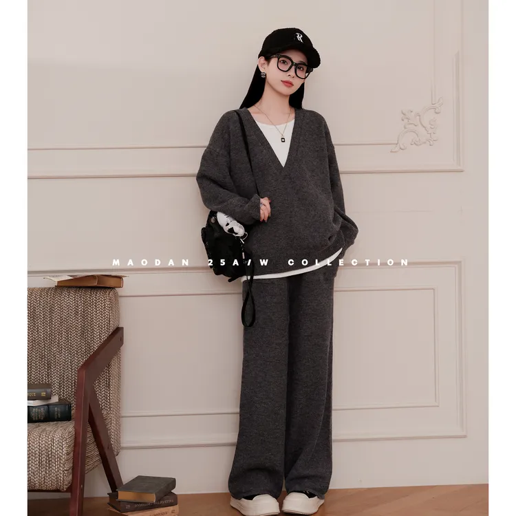 maodan/猫单【曼城冬日】孕妇套装秋冬新品时尚气质极简风上衣裤子
