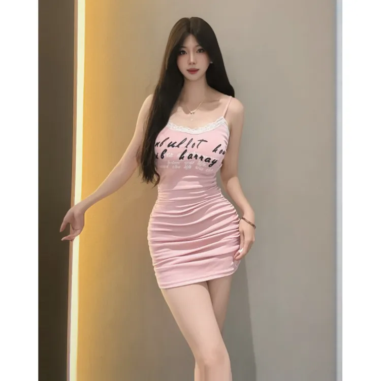 达令私服 名媛纯欲风吊带连衣裙女显身材性感包臀裙蕾丝拼接显瘦