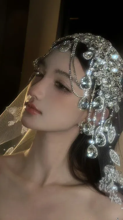 ete17215皇冠小众设计款流苏满钻奢华新娘结婚婚纱礼服头饰