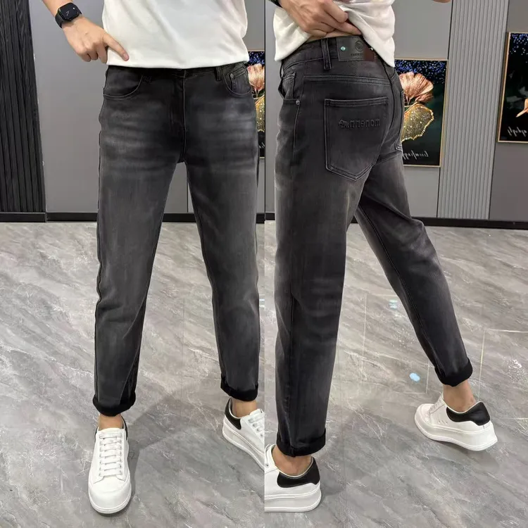 秋冬新款牛仔裤男款轻奢高档小直筒裤男士潮流压花长裤深色百搭帅