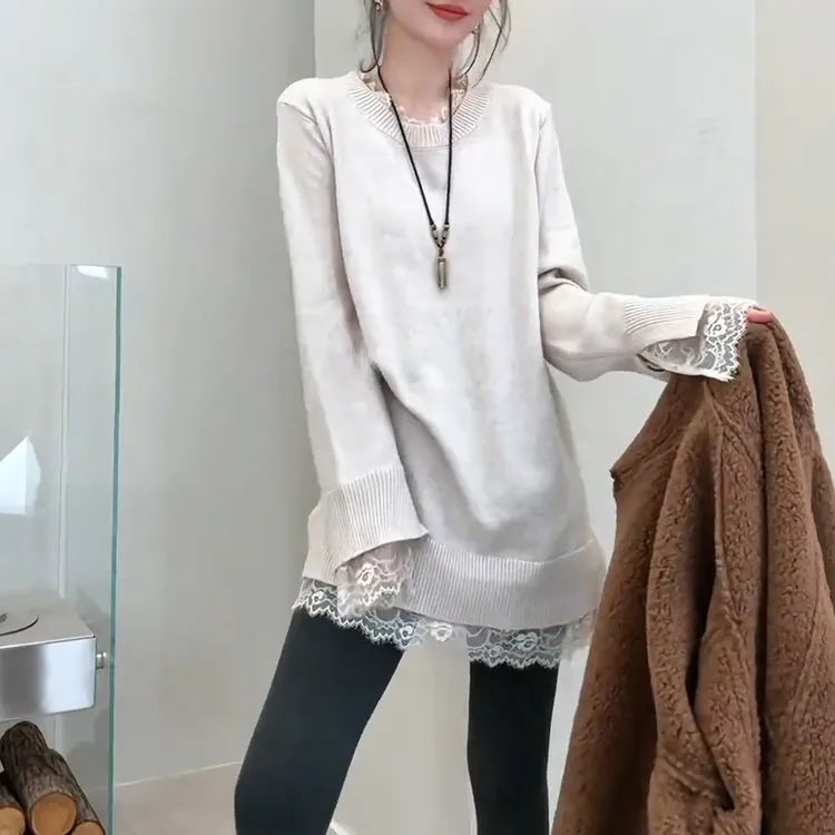 时尚洋气蕾丝拼接宽松毛衣2026秋冬季新款设计感显瘦洋气减龄小衫