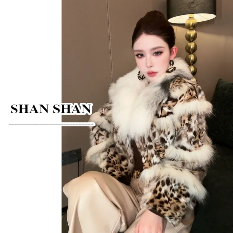 SS姗姗 秋冬高级时尚狐狸毛山猫款豹纹色皮草外套 51170509-8272