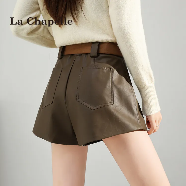 拉夏贝尔咖色PU皮短裤女2025秋冬小个子高腰显瘦休闲a字阔腿靴裤