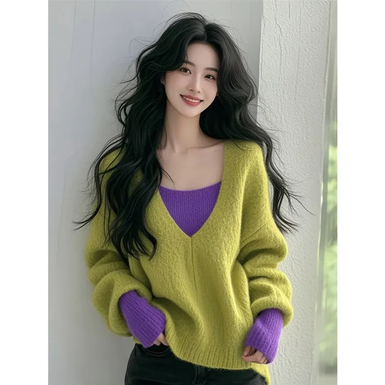 1906冬季时尚漂亮慵懒高级感宽松玫红色上衣v领假两件针织毛衣女