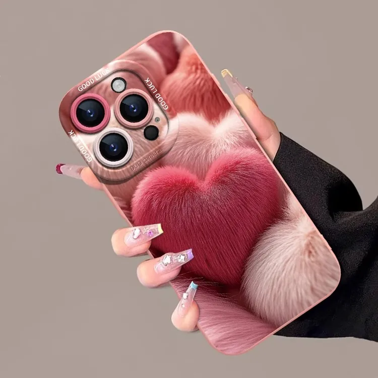 毛茸茸爱心适用苹果16promax硅胶手机壳iPhone15网红13女款全包12