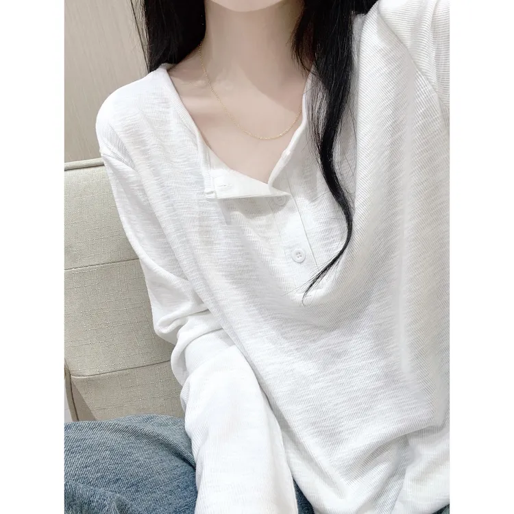 白色竹节棉圆领长袖T恤女秋季新款宽松休闲百搭慵懒风半开领上衣