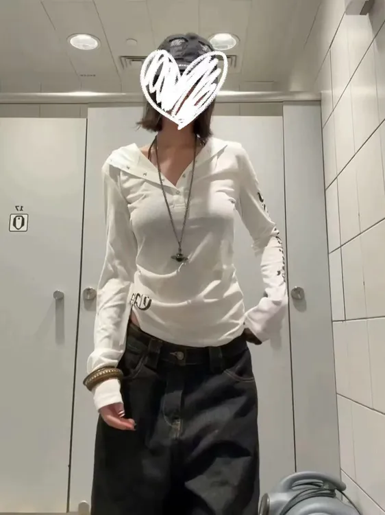 大码女装早秋新款连帽字母长袖印花常规款防晒T恤多巴胺穿搭