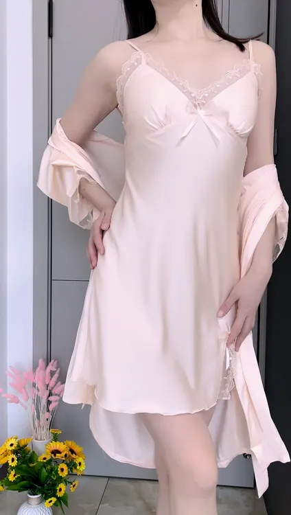 801 新款性感纯欲睡袍宫廷风花边拼接吊带睡裙宽松大码家居服