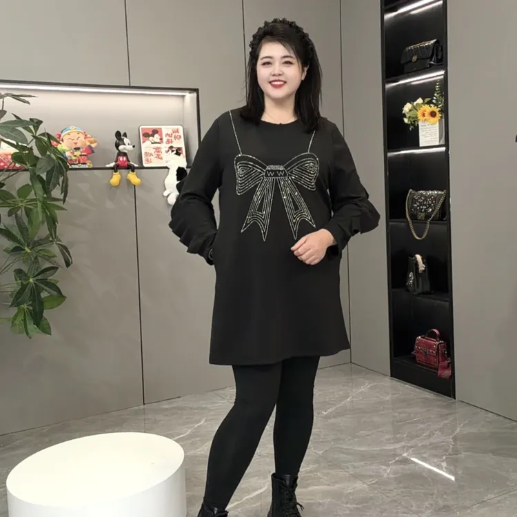 大码时尚百搭240斤可穿宽松蝴蝶结烫钻A版显瘦遮肉双兜连衣裙3100