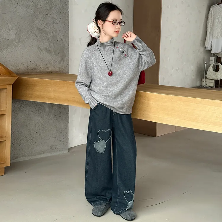 女童秋装毛衣2025新款女大童秋季韩系针织衫儿童刺绣牛仔裤两件套