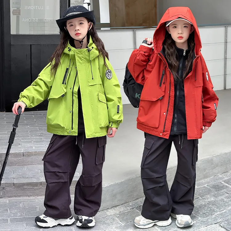 女童外套2025新款春秋儿童洋气时髦女童防风衣中大童三合一冲锋衣