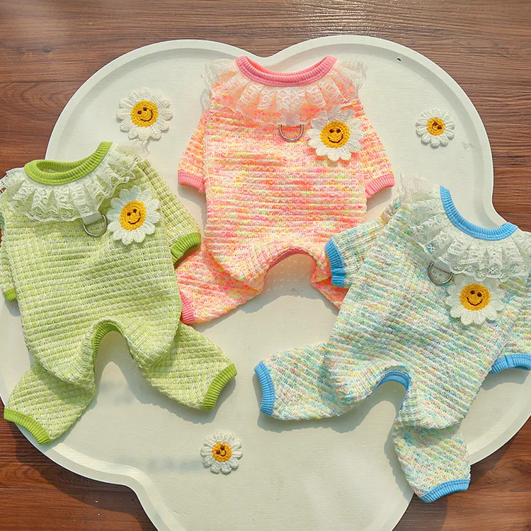 宠物四脚狗狗衣服猫咪用品春夏可爱花边背心带牵引扣泰迪比熊博美