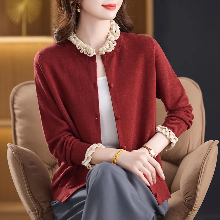 中年妈妈针织开衫毛衣外套女士秋装2025新款木耳边红色上衣春秋款