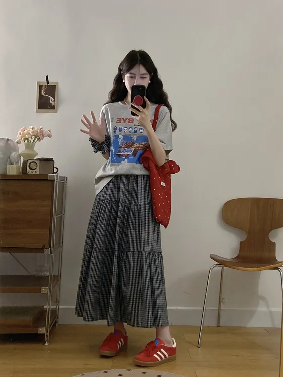 女装时尚套装夏季新款韩系宽松灰色印花短袖搭配半身裙套装三件套