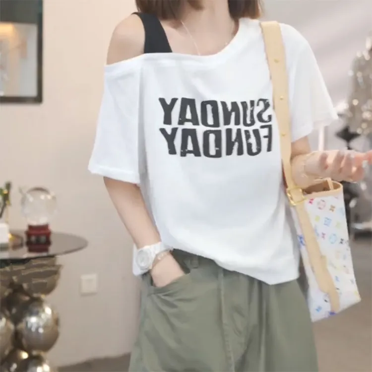 夏季2025新款韩版圆领露肩短袖T恤女设计感字母印花宽松半袖上衣