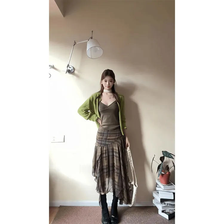 针织开衫吊带背心显瘦上衣两件套不规则格子半身裙瘦斜边中长裙女