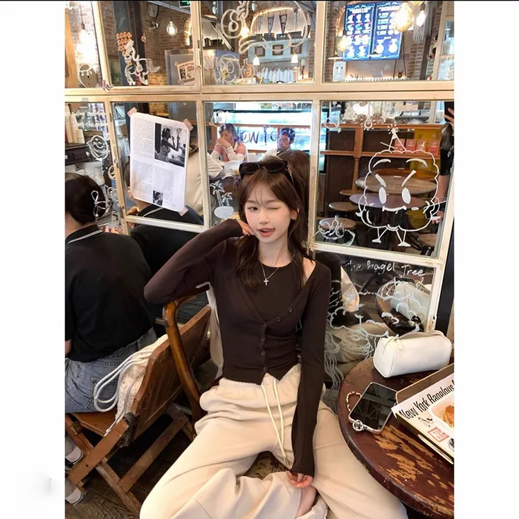 8911# 2025早秋衣服韩系修身显瘦背心小开衫两件套女初秋两件套