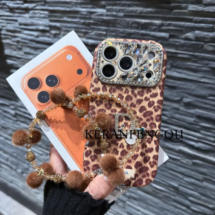 大视窗全包豹纹点钻秒变17适用苹果17promax潮牌16pius女款手机壳