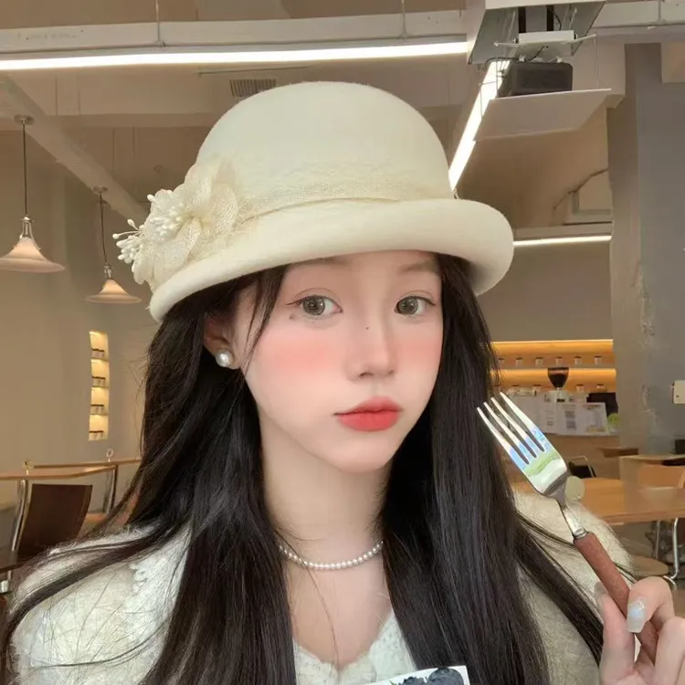 2025新款秋冬纯羊毛小礼帽女秋冬时尚百搭优雅网纱花朵渔夫帽盆帽