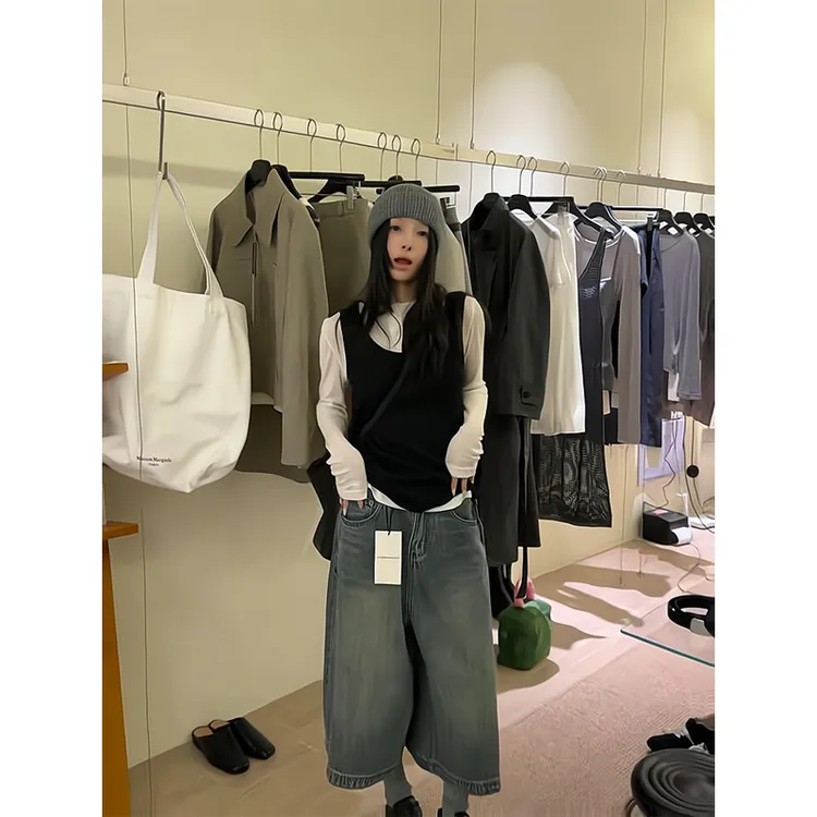 小众炸街高级感女装早春马甲背心叠穿t恤无袖牛仔九分高腰阔腿裤