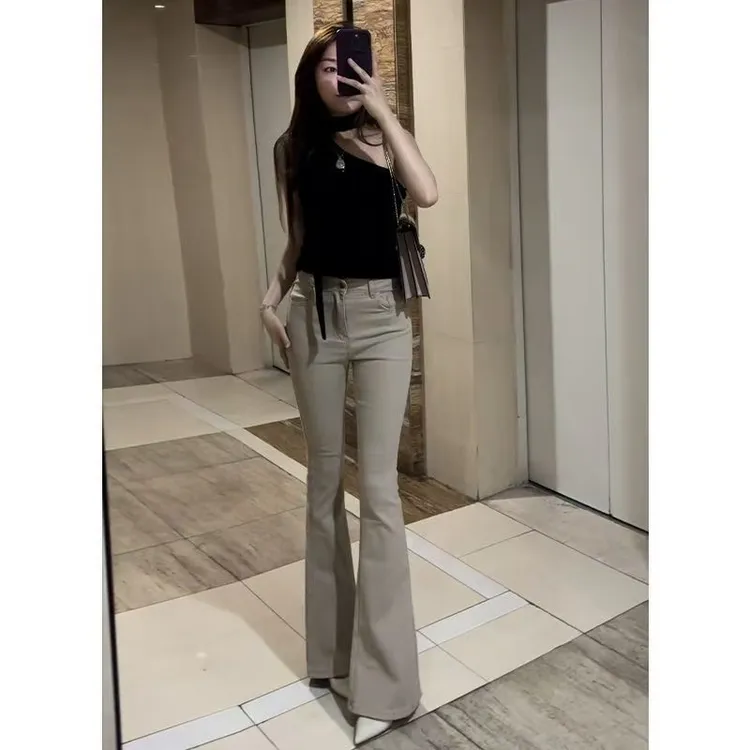 卡其色高腰微喇牛仔裤女2025秋季显瘦显高显腿长气质喇叭裤蛮腰纪