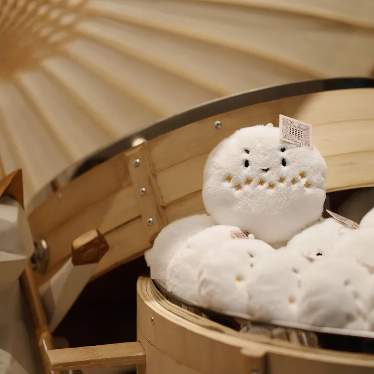 迹逸 · 【城市探迹-泸州】白糕糕 可爱毛绒背包挂饰汽车挂件