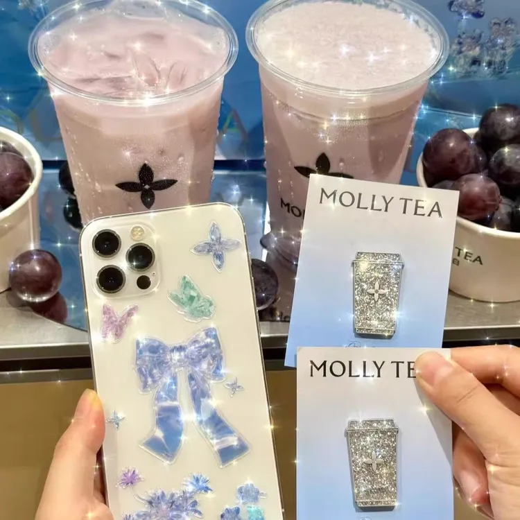 茉莉奶白满钻奶茶杯冰箱贴高颜值粉蓝闪耀装饰精致收藏送礼收藏
