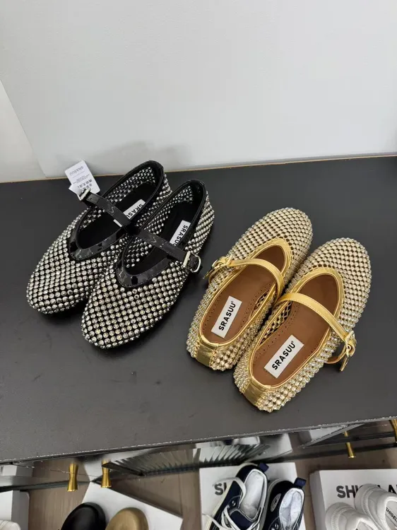 索莱诗欧货女鞋夏款一字扣镂空平底玛丽珍单鞋