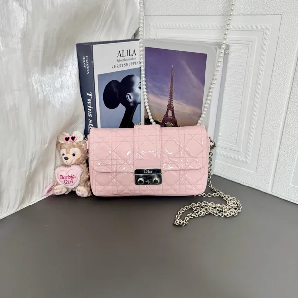 95新 DIOR/迪奥 95新 樱花粉菱格链条包