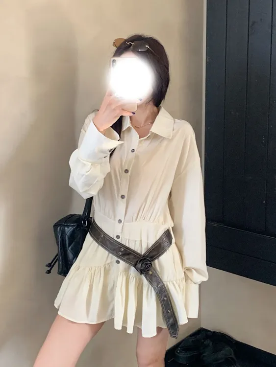 小个子白色polo领长袖衬衫连衣裙秋季收腰显瘦别致绝美a字短裙子