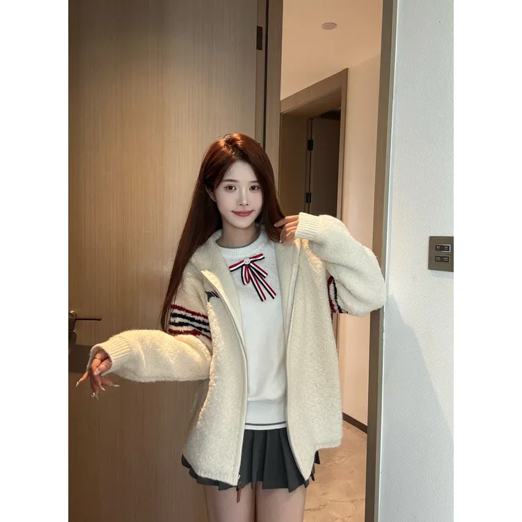 【SALE服饰】连帽加厚毛衣插肩袖小香风常规款单件女装拼接女保暖