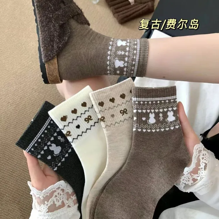 秋冬新款复古民族风菲尔岛袜子女士中筒袜ins风百搭长筒袜潮流.