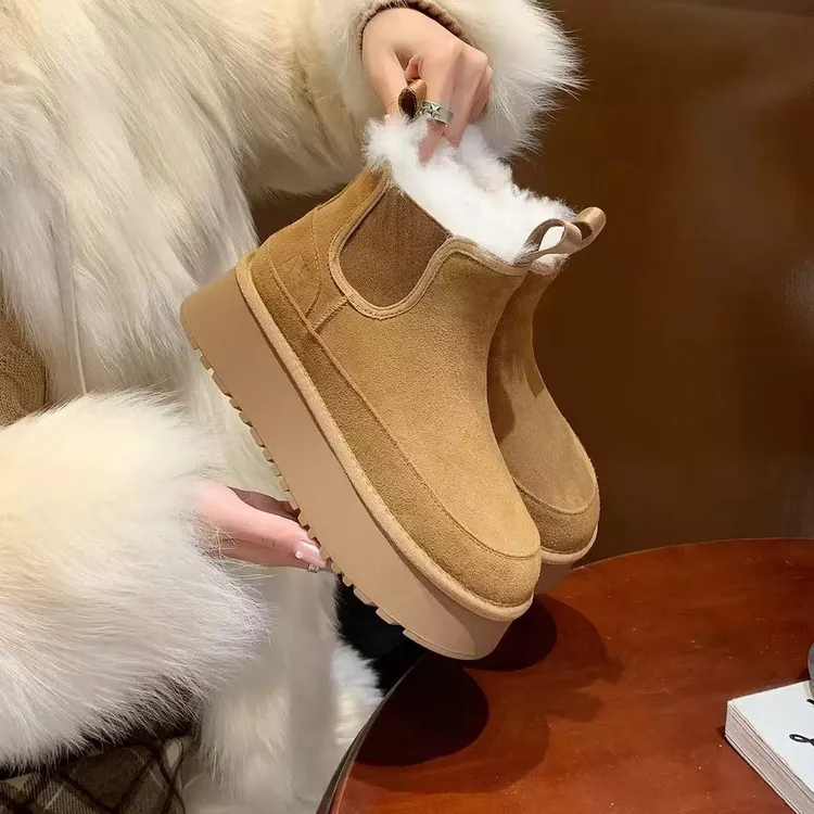 百搭冬季保暖休闲风时尚雪地靴INS风时尚溢毛雪地靴96-1