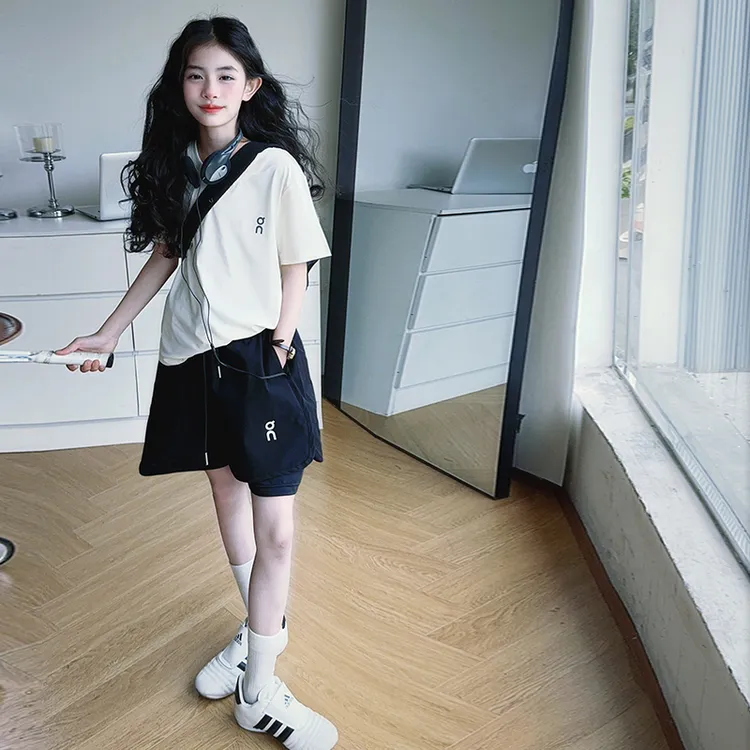 女童薄款夏季少女风女套头女童套装运动宽松洋气短袖学生时尚假期