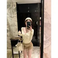 一只雪雪【菲林少女】新款秋季气质茶气休闲显瘦卡其纯欲百搭短裤