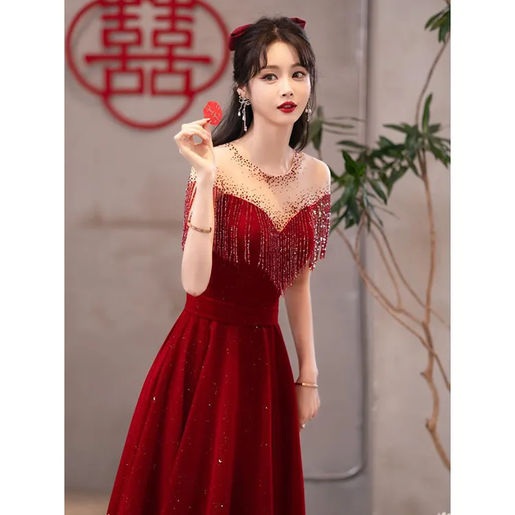 红色婚服拖尾裙钉珠优雅鱼尾裙酒红色礼服宴会显瘦新娘礼服气质