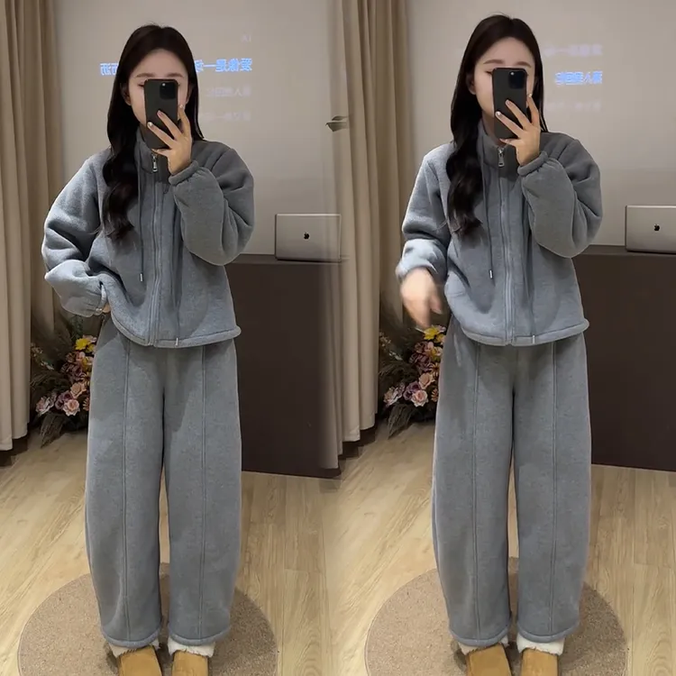 2025秋冬新款时尚显瘦气质网红高档套装女高级百搭宽松大码两件套