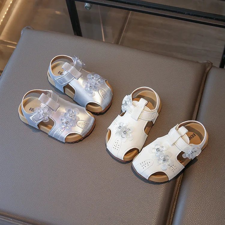 女童儿童凉鞋夏款镂空透气包头宝宝鞋软底沙滩鞋甜美小女孩公主鞋