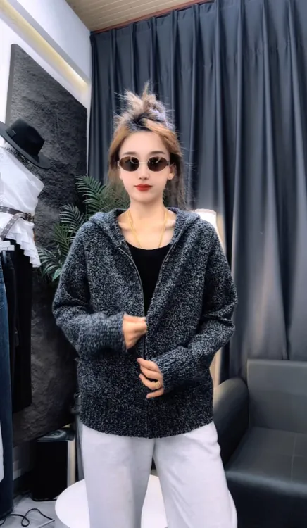 纯色连帽毛衣外套  毛针织衫长袖女装纯色秋冬常规植绒连帽加厚女