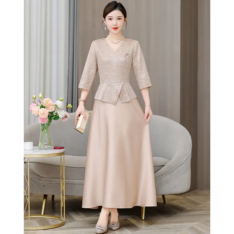 妈妈婚宴礼服2025新款年轻高贵喜婆婆婚宴装香槟色宴会婚礼连衣裙