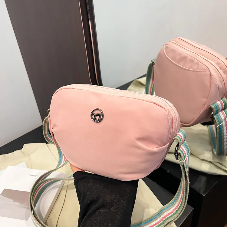 2025夏季新款时尚尼龙饺子包单肩包斜挎包