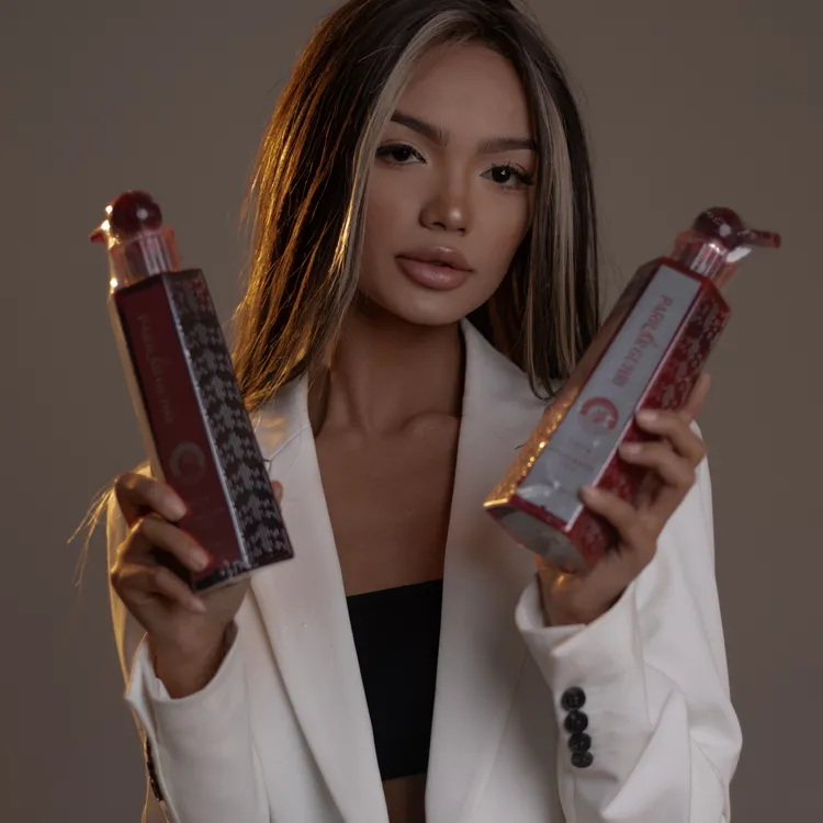 PARILAR GUHIRI 植萃轻盈控油 滋润顺滑香氛洗发水